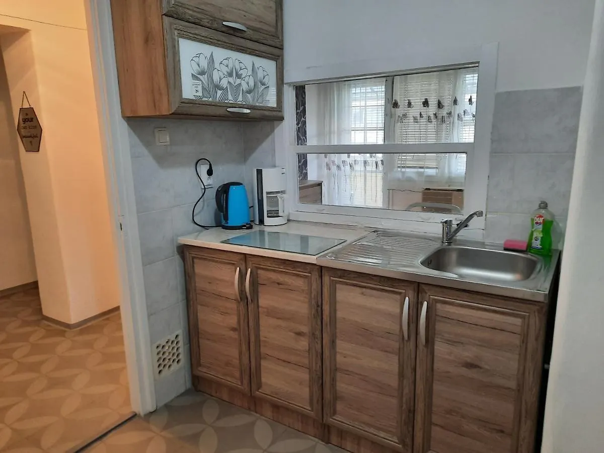 Eszterlanc Apartman Eger Apartament